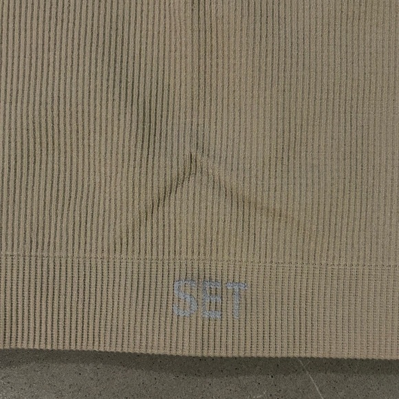 Set Active Ribbed Workout Top - Picture 2 of 4